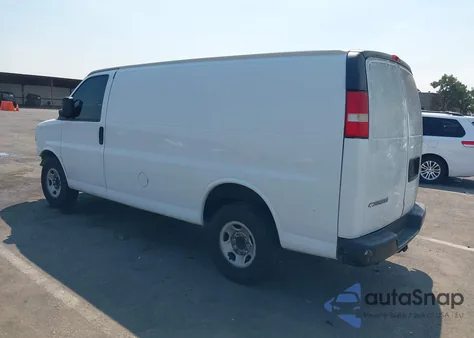 2009 Chevrolet Express G2500 Work Van from USA, damaged, VIN 1GCGG25C191127646